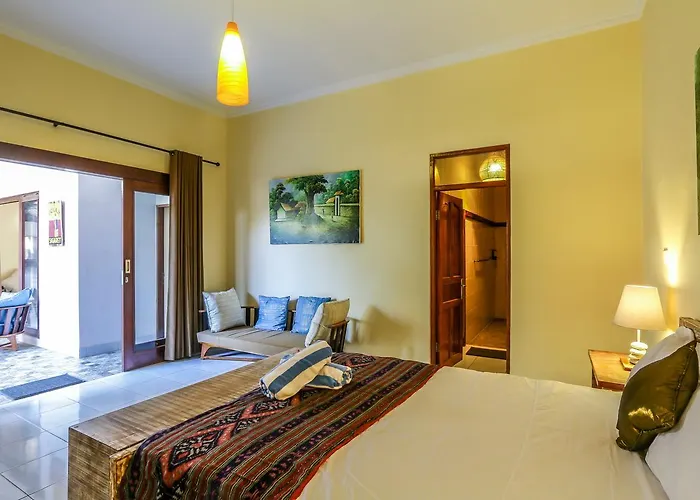 Villa Mira Seminyak